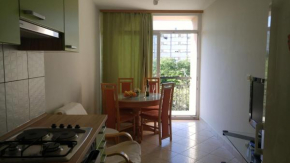 Two Bedroom Apartment Near Beach And Center